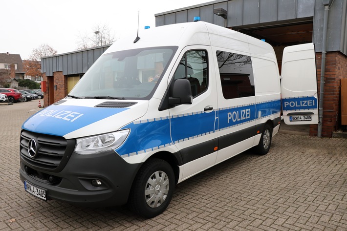POL-EU: Neues &quot;Brand-Mobil&quot; für die Euskirchener Kriminalpolizei
