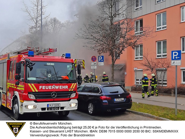 FW-M: Rauchentwicklung im Treppenhaus (Harthof)