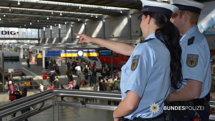 Bundespolizeidirektion München: Mann belästigt im ICE Sitznachbarin sexuell