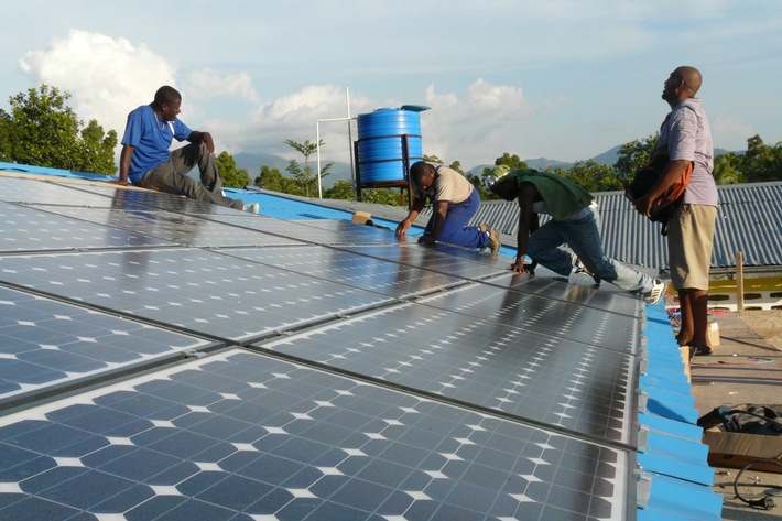 Solarstrom für Kinderkrankenhaus in Haiti / Paderborner Biohaus-Stiftung ist Kooperationspartner (BILD)