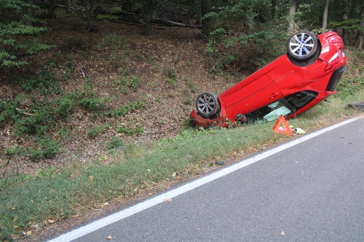 POL-DN: Unfall auf L 246