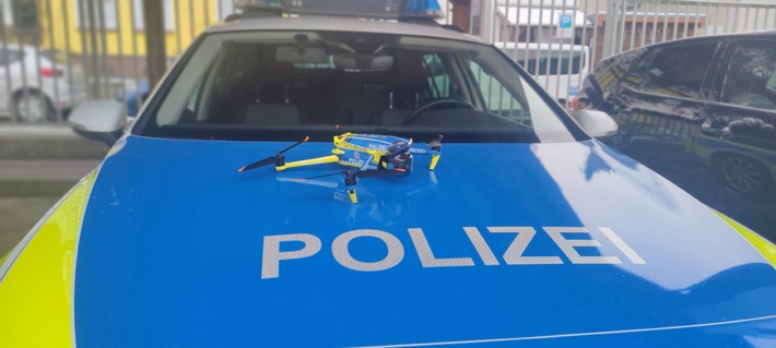 POL-GOE: Wertvolle Unterstützung aus der Luft - Polizeidirektion Göttingen erhält Drohnen und bildet Luftfahrzeugfernführende aus