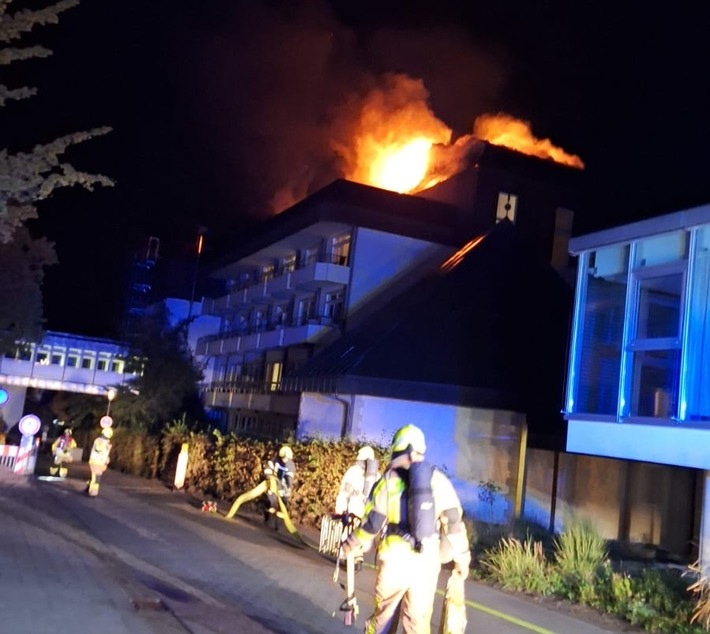 POL-MI: Brand einer Reha-Klinik beschäftigt Polizei