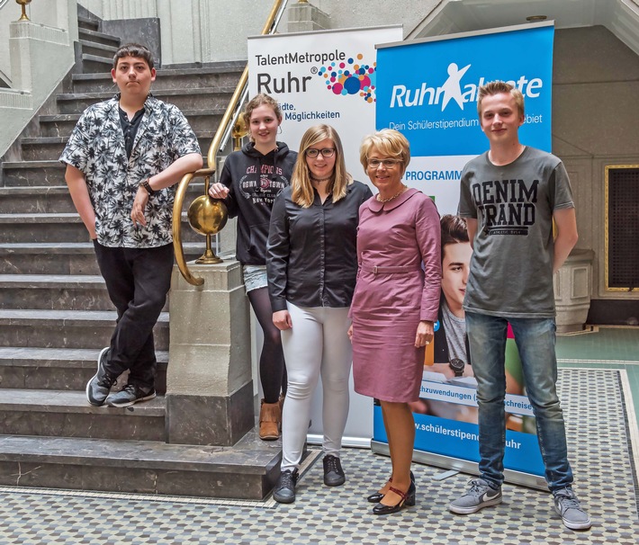Initiativkreis Ruhr fördert junge Menschen auf dem Weg in Ausbildung und Studium