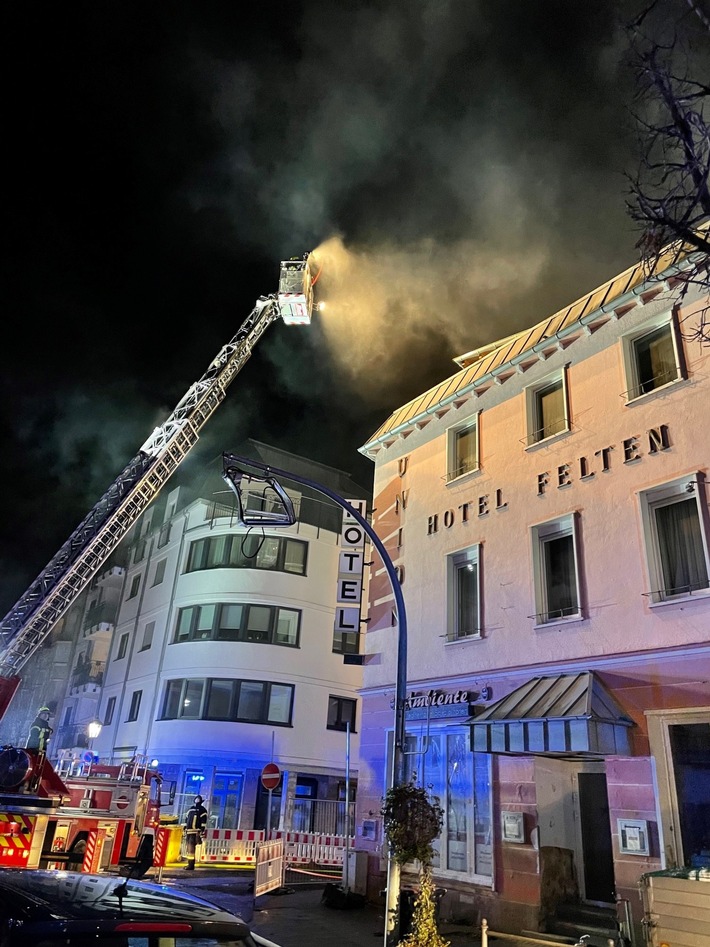 POL-PDMY: Brand in einem Hotel