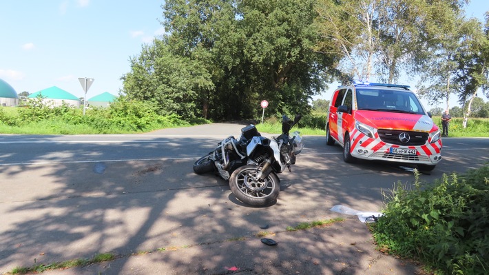 POL-OL: +++Pressemitteilung des Polizeikommissariates Bad Zwischenahn: Verkehrsunfall mit zwei verletzten Motorradfahrern in Edewecht+++