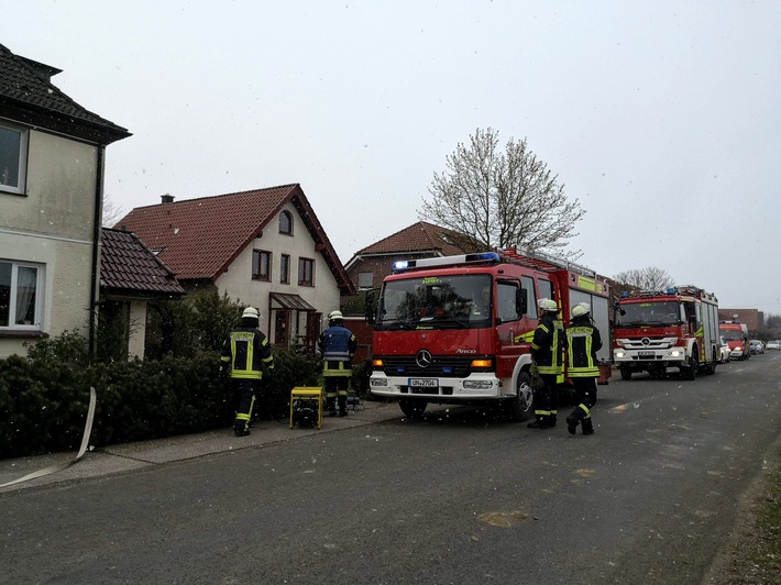 FW-WRN: TH_1 - LG2 - LZ1 - Wasserrohrbruch im Keller