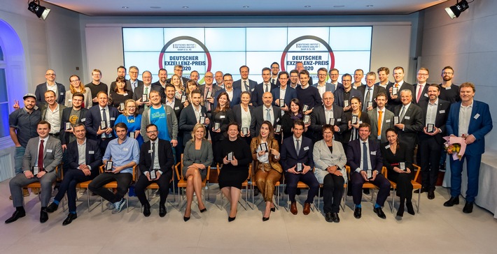 Der Deutsche Exzellenz-Preis 2020 der Deutschen Wirtschaft ging gestern Abend an 46 digitale, innovative und kreative Unternehmen - darunter 15 Start-ups und vier Publikumspreisträger