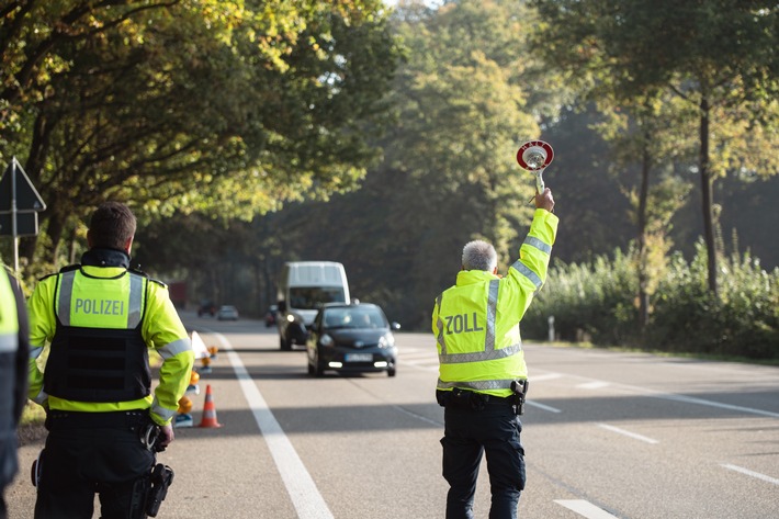 POL-RE: Recklinghausen/ Haltern am See/ Dorsten/ Herten/ Bottrop: Kontrollwoche Truck & Bus