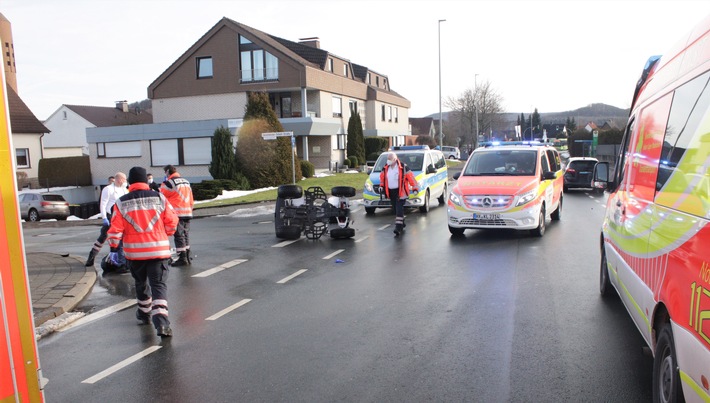 POL-HX: Quadfahrer verletzt sich bei Unfall