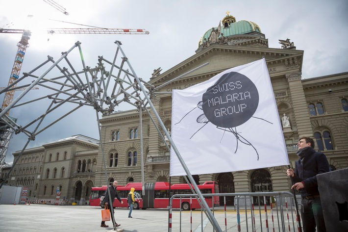 Bern, die Hauptstadt des Welt-Malaria-Tages / Am Welt-Malaria-Tag bekräftigt die Schweiz ihre Führungsrolle Malaria bis 2030 zu beenden