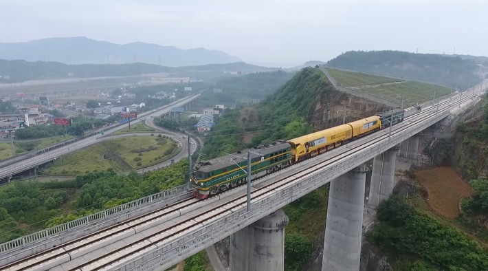 Vossloh liefert Hochgeschwindigkeitsschleifzug nach China