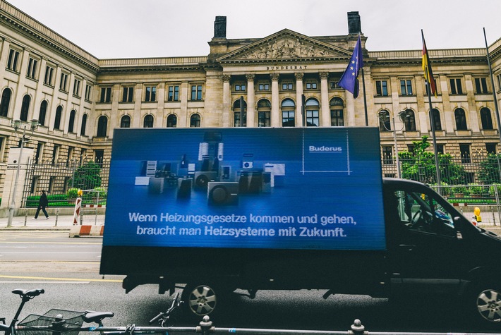Debatte um das Heizungsgesetz: Buderus parkt ein beruhigendes Statement vor dem Bundesrat