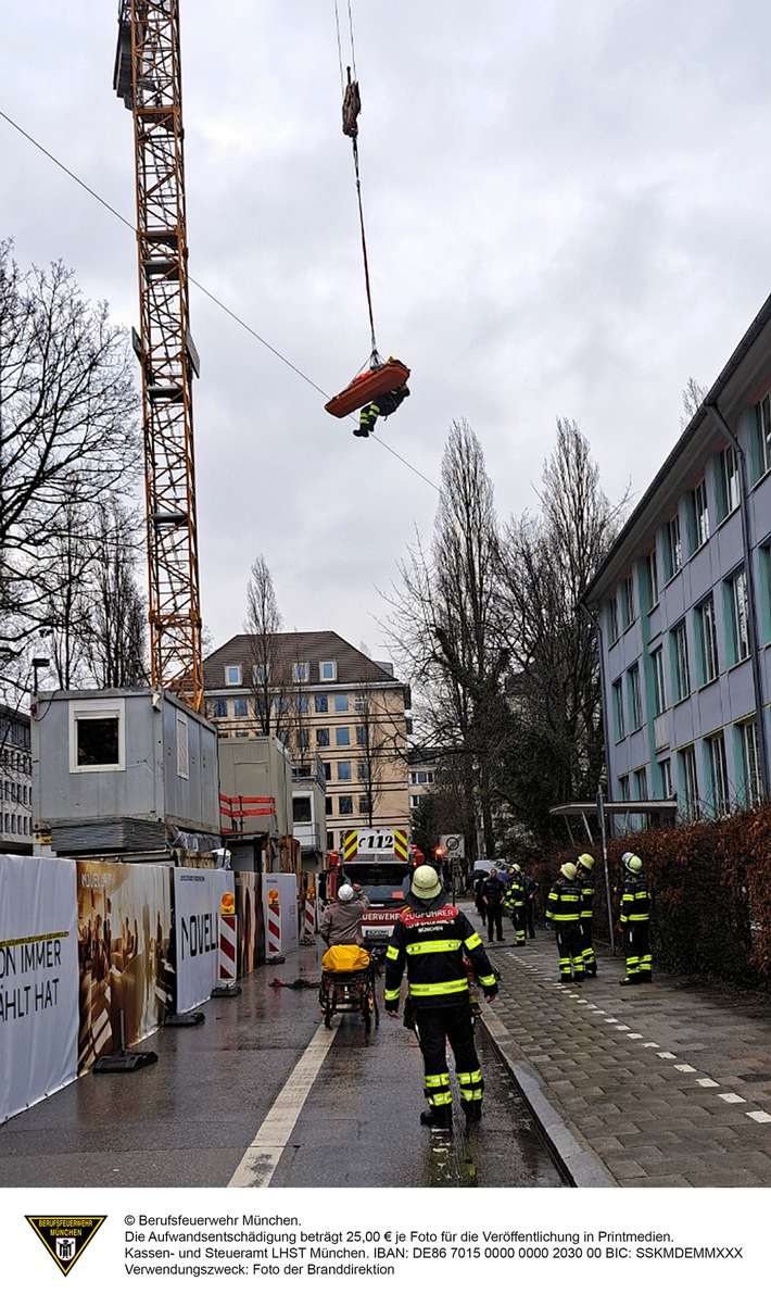 FW-M: Betriebsunfall im sechsten Obergeschoss (Schwabing)