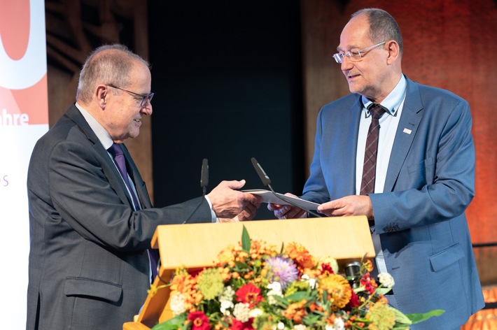 TH Köln verleiht Ehrensenatorenwürde an Alt-Präsident Prof. Dr. Joachim Metzner