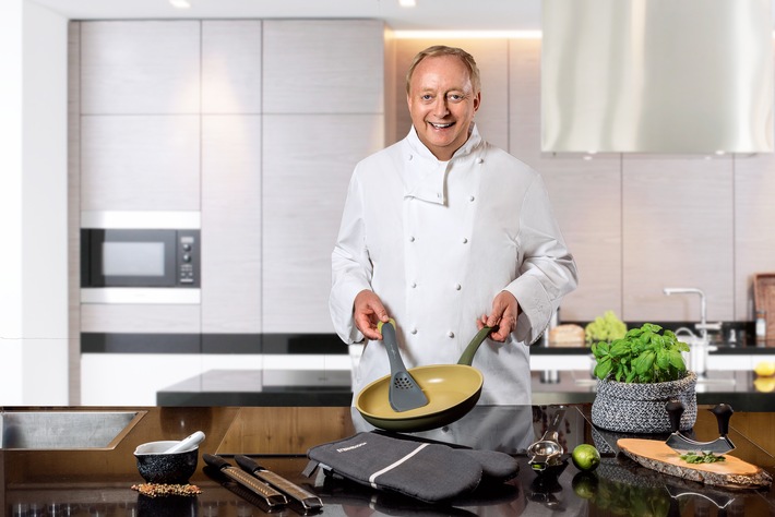 Kochen wie ein Sternekoch / Tolle Küchenartikel und Rezepte von Alfons Schuhbeck bei ALDI SÜD
