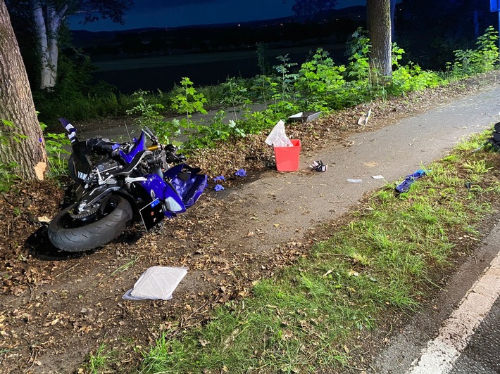 POL-HI: Schwerer Motorradunfall auf der L460