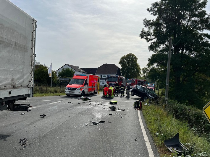 FW-MK: Verkehrsunfall auf dem Schälk