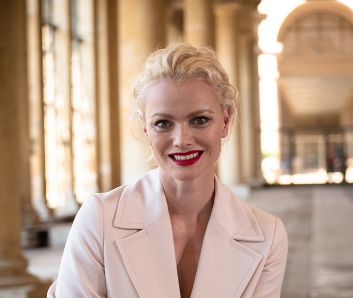 Franziska Knuppe / StK / Die Filmagentur / Einheitsbotschafterin Franziska Knuppe: "Die Wende hat mir eine Welt mit unvorstellbaren Chancen eröffnet" / Weiterer Text über ots und www.presseportal.de/nr/157804 / Die Verwendung dieses Bildes ist für redaktionelle Zwecke unter Beachtung ggf. genannter Nutzungsbedingungen honorarfrei. Veröffentlichung bitte mit Bildrechte-Hinweis.