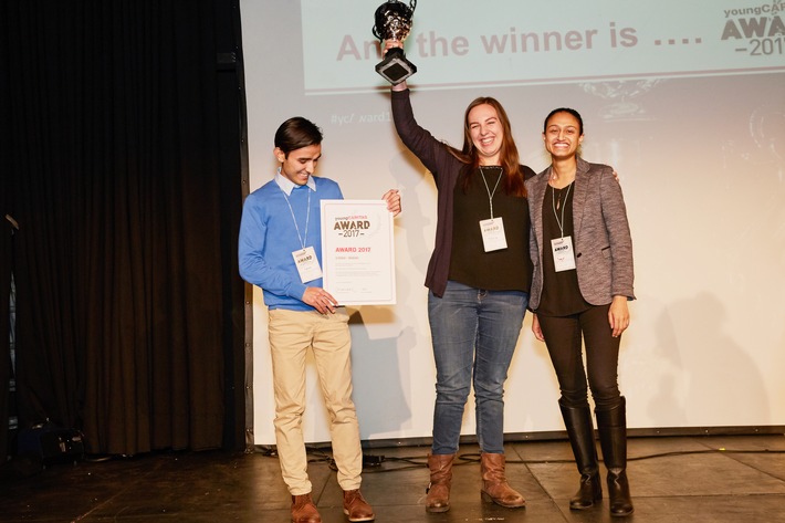 youngCaritas und Faires Lager würdigen das Engagement von jungen Menschen / AsyLex gewinnt den youngCaritas-Award 2017 / «Weil jeder Mensch seine Rechte kennen muss»