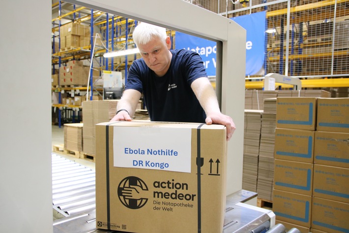 action medeor sendet Hilfsgüter aus Deutschland in Ebola-Region