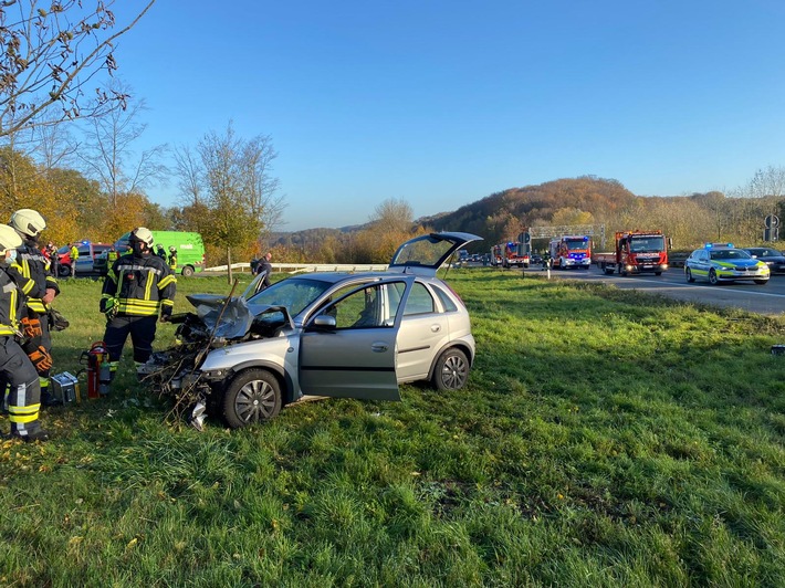 FW-EN: Unfall auf Autobahn