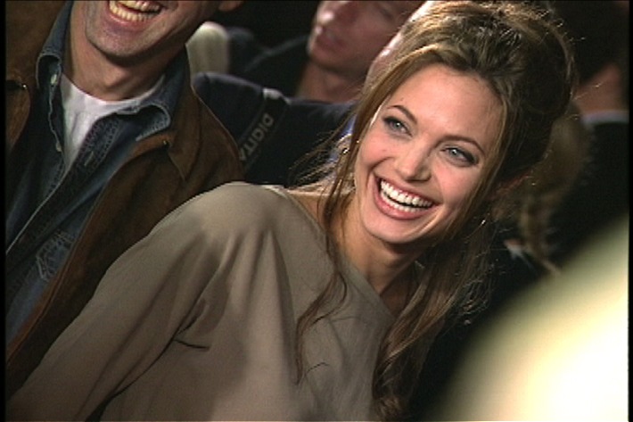 Hochzeitsfieber in Hollywood! sixx kommt Angelina Jolie und Brad Pitt ganz nah - am &quot;großen Brangelina-Tag&quot;, am Samstag, 11. August 2012, ab 11.45 Uhr (BILD)