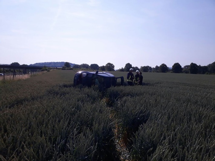 POL-GÖ: (365/2017) Autofahrer nach Verkehrsunfall auf A 38 schwer verletzt