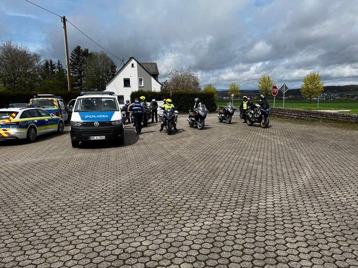 POL-PPTR: Motorradkontrolle - Polizei zieht positives Fazit