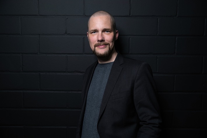 ZDFheute live: KI-Unternehmer Jonas Andrulis im Exklusiv-Interview