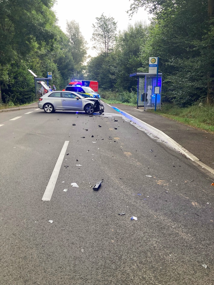 POL-GM: Verkehrsunfall fordert drei Verletzte