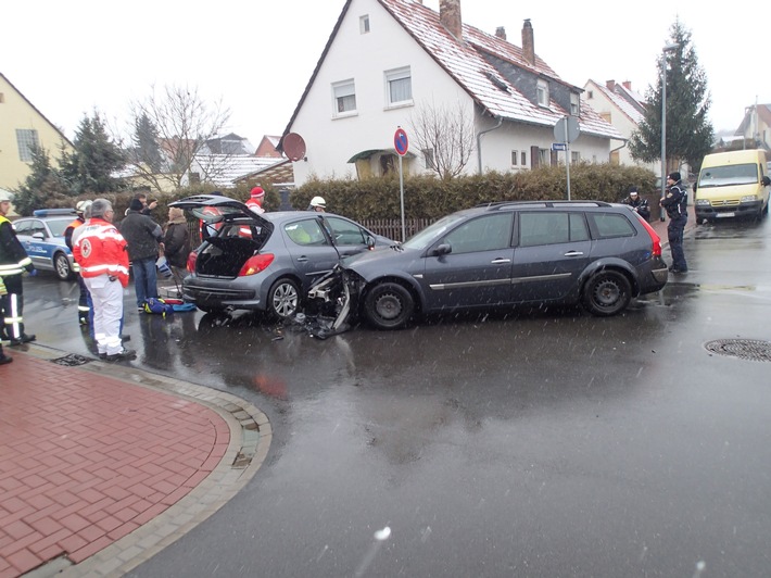 POL-PDWO: Verkehrsunfall mit Personenschaden in Eisenberg