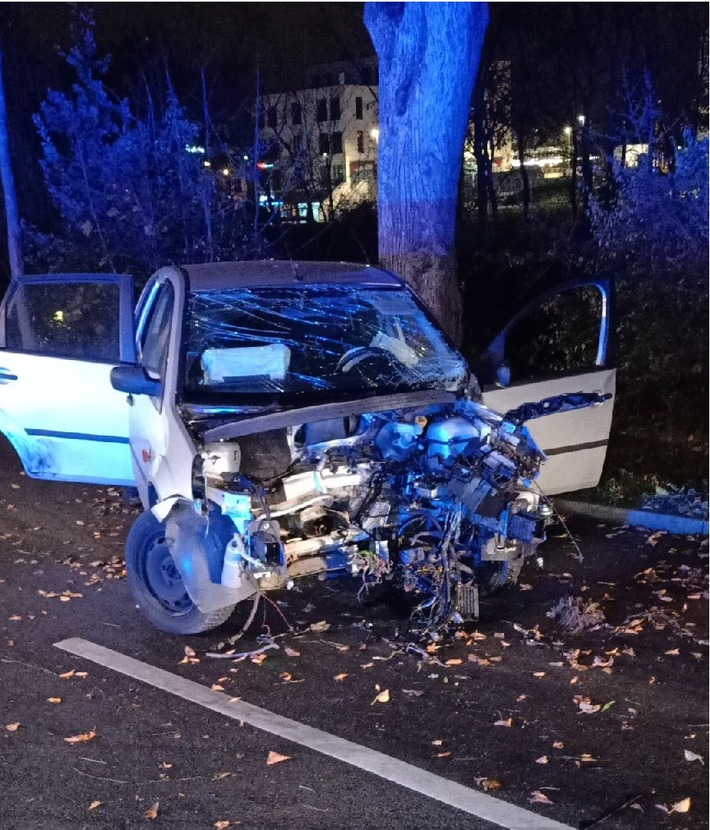 POL-LG: ++ Polizei fahndet mit Phantombild nach Enkeltrickbetrüger ++ Rad fahrendes Kind übersehen - leicht verletzt ++ Polizei kontrolliert am ZOB in Uelzen ++