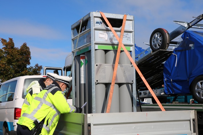 POL-LB: Trucker-Safety-Week: Polizei überprüft Ladungssicherung
