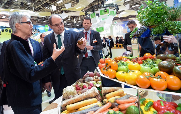 Grüne Woche 2016: Sonderschau des Bundesministeriums für Ernährung und Landwirtschaft macht "Fit für die Zukunft"