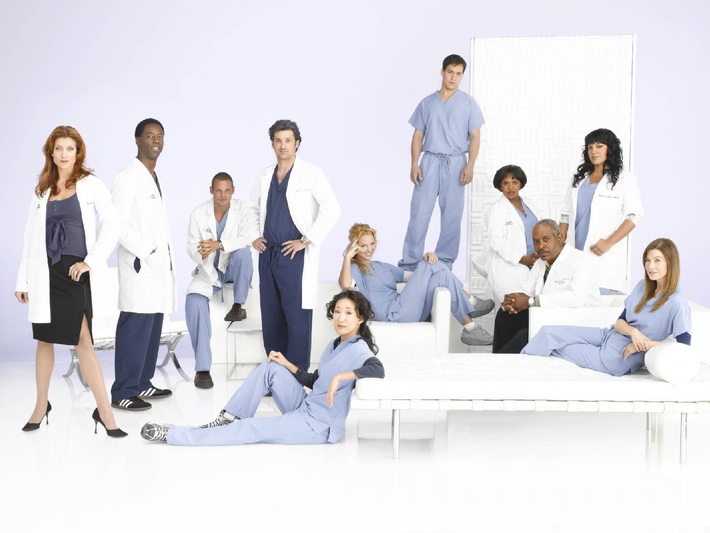 Wem gehört das schwarze Höschen? Dr. Derek Shepherd (Patrick Dempsey) zum Start der dritten Staffel&quot;Grey&#039;s Anatomy &quot; in der Liebes-Zwickmühle
