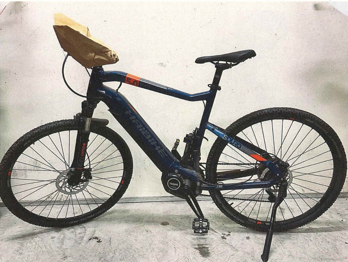POL-MA: Mannheim-Wohlgelegen/-Vogelstang: Fahrraddiebe schlugen erneut zu - Polizei sucht Zeugen sowie die Eigentümer zweier E-Bikes