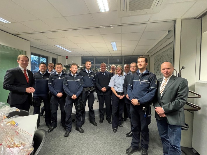POL-COE: Kreis Coesfeld, Kreisgebiet/Landrat besucht Polizeiwachen an Heilig Abend