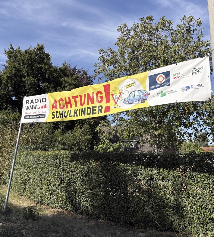 POL-BOR: Verkehrssicherheitskampagne "Kreis Borken sieht gelb!" startet bald / An zehn Grundschulen im Kreisgebiet Verkehrskontrollen der Polizei, die dabei von Schulkindern unterstützt wird