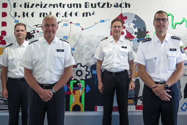 POL-WE: In große Fußstapfen / Thorsten Haas ist neuer Leiter der Autobahnpolizei