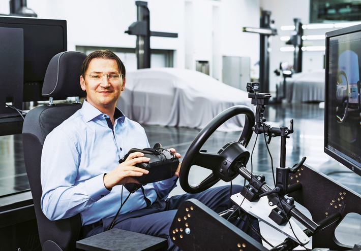 VW-Digitalstratege Johann Jungwirth exklusiv in AUTO BILD: &quot;Autonomes Fahren bringt uns verlorene Zeit zurück&quot;