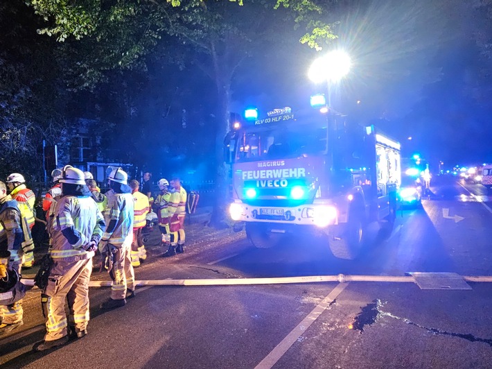 FW-KLE: Nächtlicher Brand in Seniorenheim