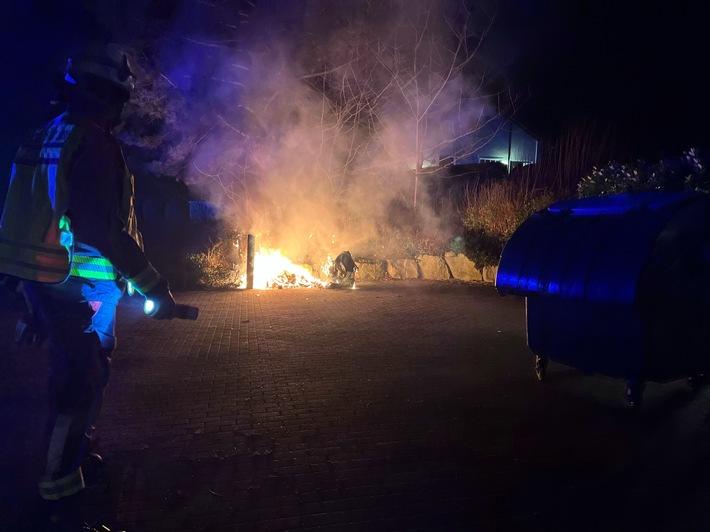 FW Ense: 2 Einsätze für die Feuerwehr Ense - vergleichsweise ruhige Silvesternacht