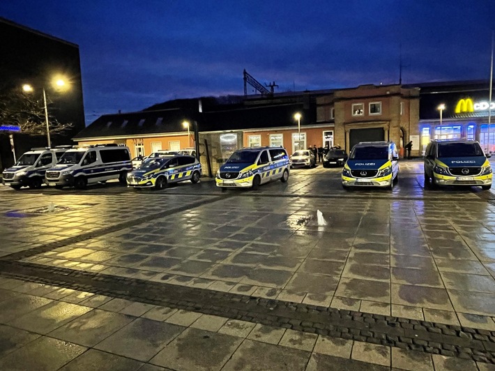 POL-HA: Gemeinsamer Schwerpunkteinsatz des Polizeipräsidiums Hagen und der Bundespolizei am Hauptbahnhof Hagen