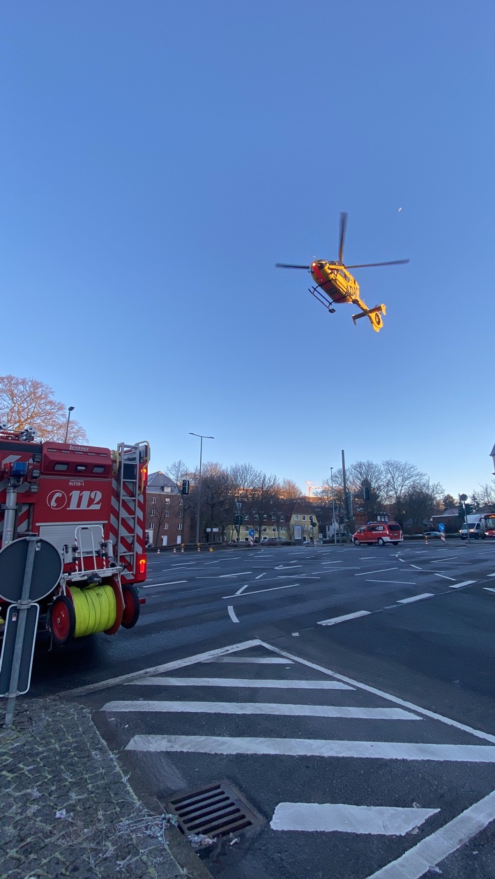 FW-MK: Rettungshubschrauber landet auf der "Brünninghaus Kreuzung"