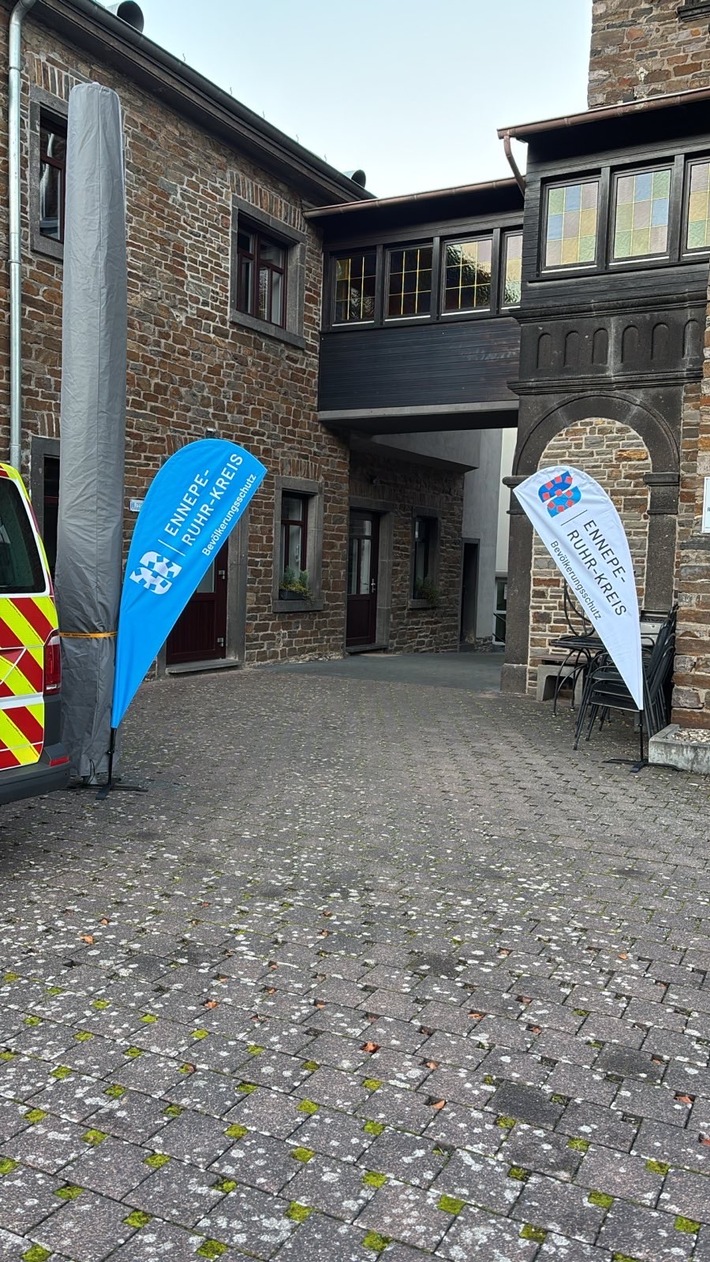 FW-EN: Klausurtagung an der Mosel - Leitungen der Feuerwehren, Kreisbrandmeister und Präsidium des Kreisfeuerwehrverbandes EN stimmten sich ab