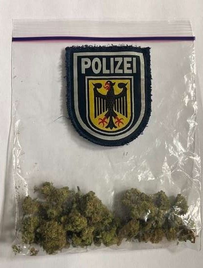 BPOL NRW: 21-Jähriger mit Drogen in S4 - Bundespolizisten beweisen richtigen &quot;Riecher&quot;
