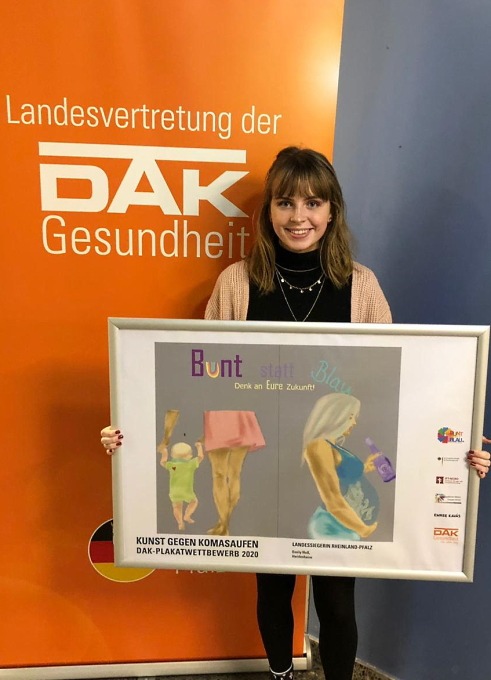 Schülerin aus Heidesheim gewinnt Plakatwettbewerb gegen Komasaufen