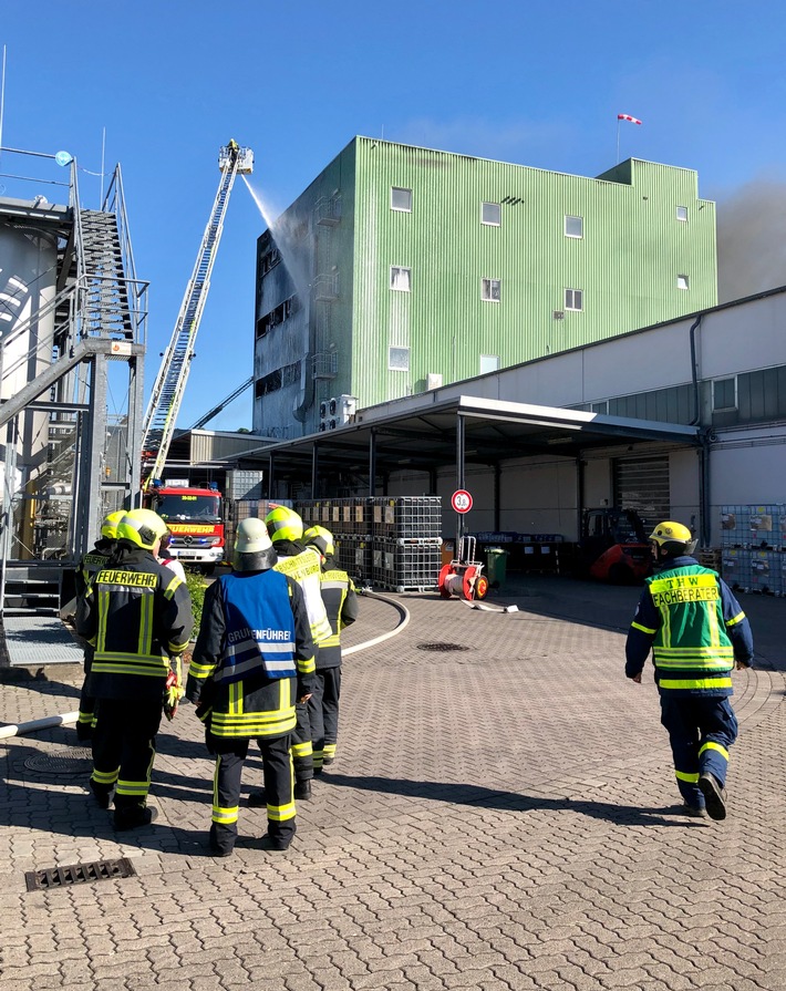 THW HH MV SH: Technisches Hilfswerk (THW) im Einsatz in Lauenburg