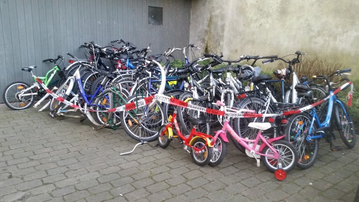 POL-FL: Flensburg: 29 Fahrräder sichergestellt